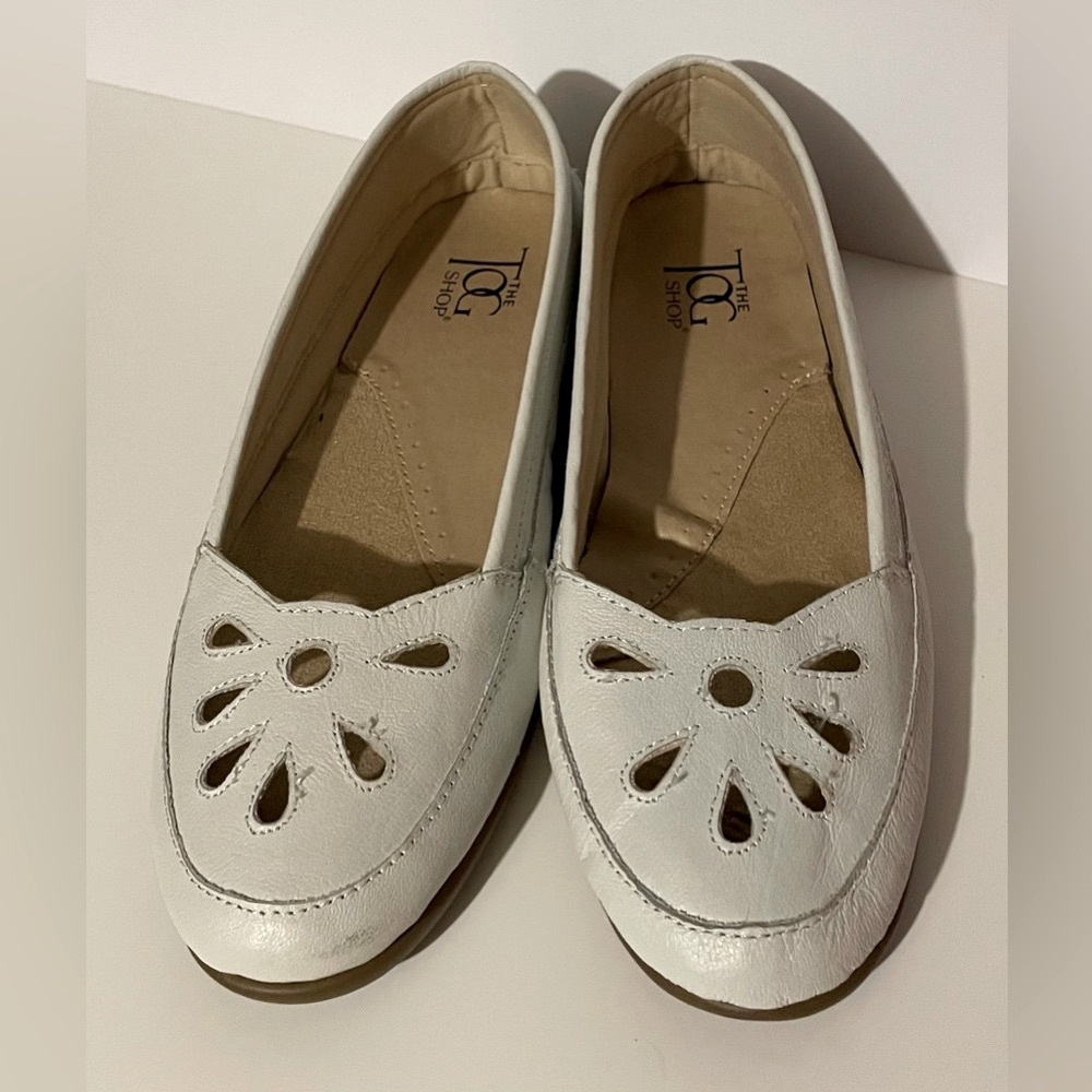 Vintage Style The Tog Shop White Leather Slip On Shoes Size 9
